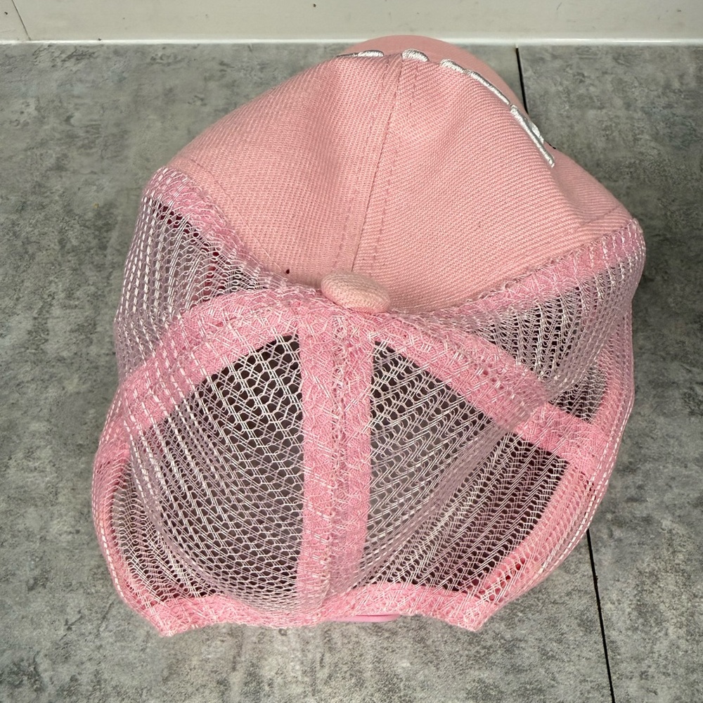 Pink Trump 2024 Cap with Flag Embroidery - Picture 3 of 5